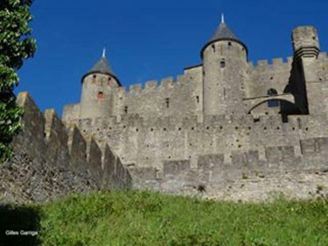 La Bulle Familles Clim, Wifi, Airport Shuttle,Tout A Pied Carcasona Exterior foto