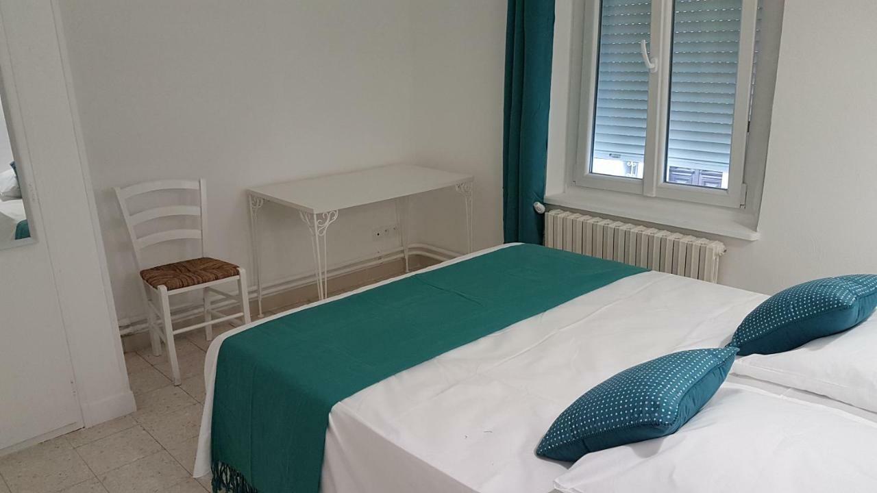 La Bulle Familles Clim, Wifi, Airport Shuttle,Tout A Pied Carcasona Exterior foto